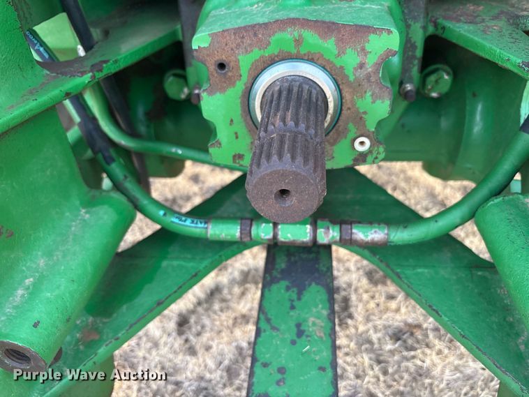 image for item FC2172 2002 John Deere 8120 HFWD tractor