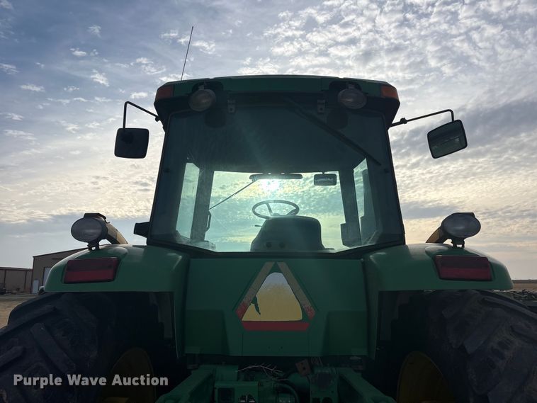 image for item FC2172 2002 John Deere 8120 HFWD tractor