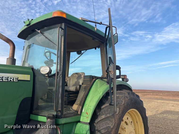 image for item FC2172 2002 John Deere 8120 HFWD tractor