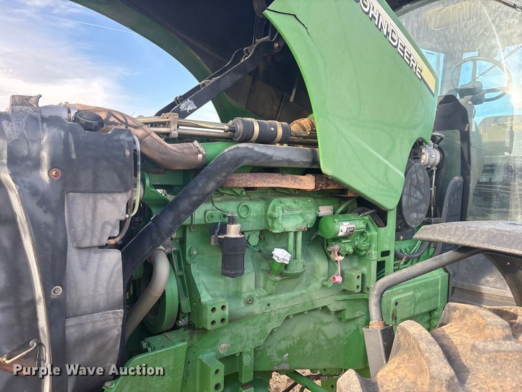 image for item FC2172 2002 John Deere 8120 HFWD tractor