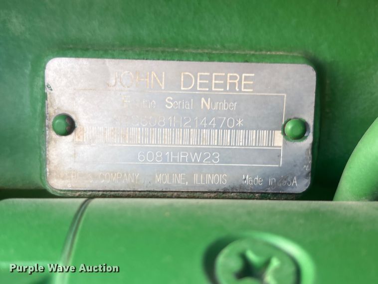 image for item FC2172 2002 John Deere 8120 HFWD tractor