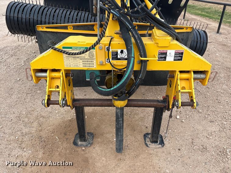 image for item FC2199 OXBO 2334 hay merger