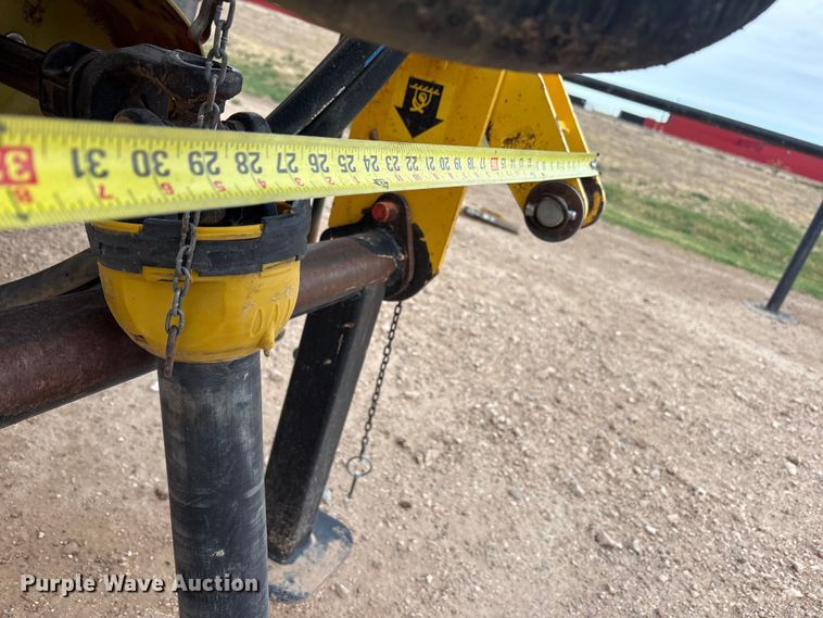 image for item FC2199 OXBO 2334 hay merger