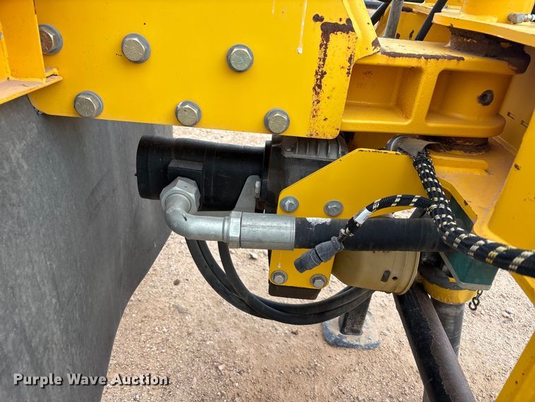 image for item FC2199 OXBO 2334 hay merger