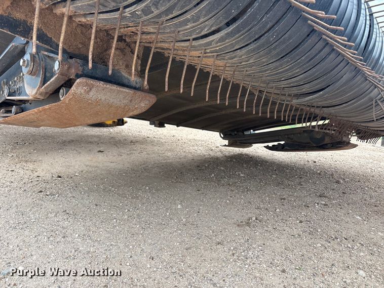 image for item FC2199 OXBO 2334 hay merger