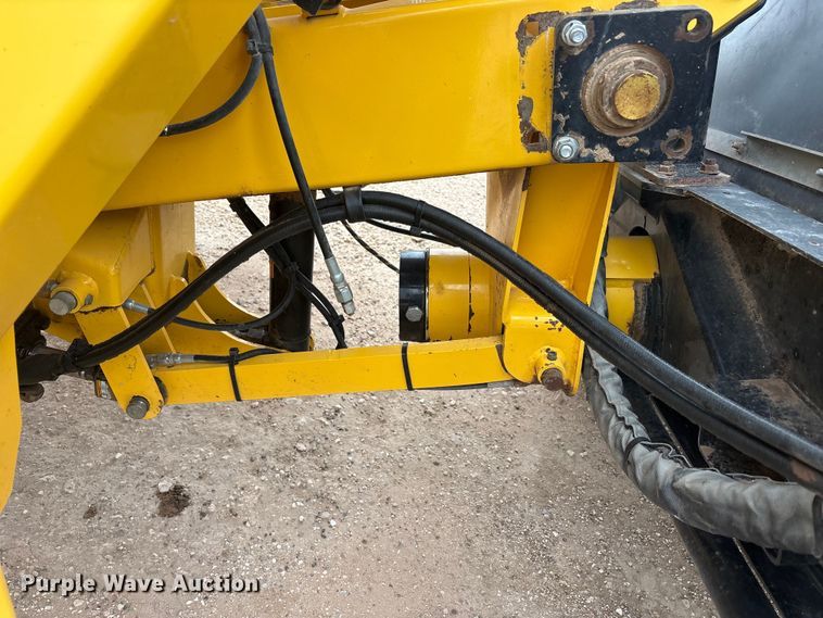 image for item FC2199 OXBO 2334 hay merger