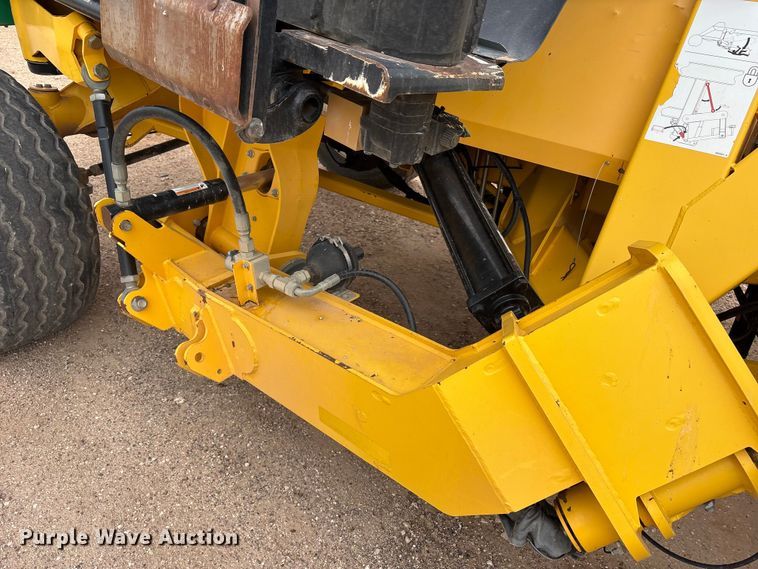 image for item FC2199 OXBO 2334 hay merger