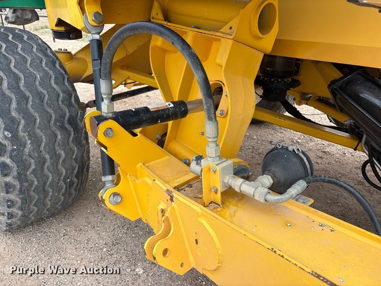 image for item FC2199 OXBO 2334 hay merger