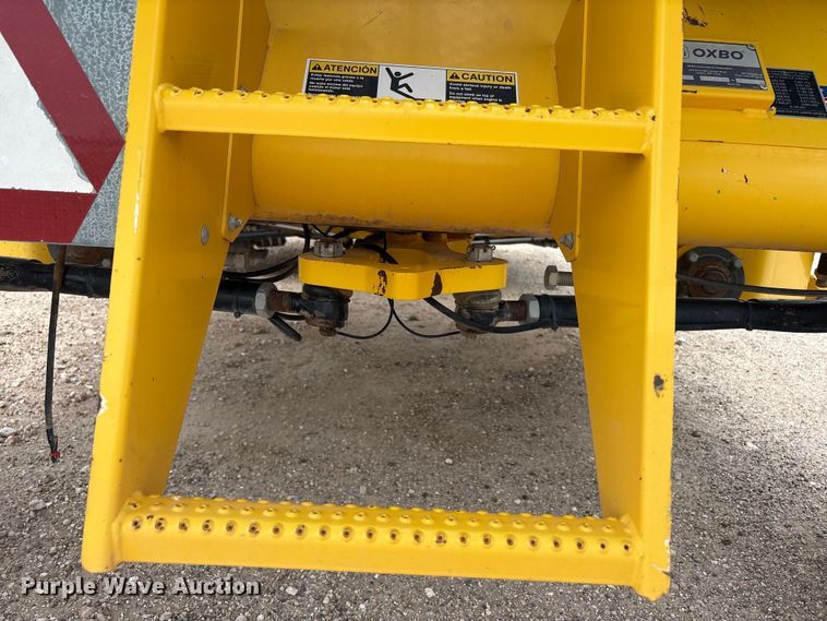 image for item FC2199 OXBO 2334 hay merger