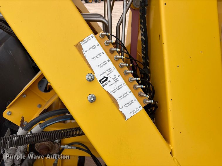 image for item FC2199 OXBO 2334 hay merger