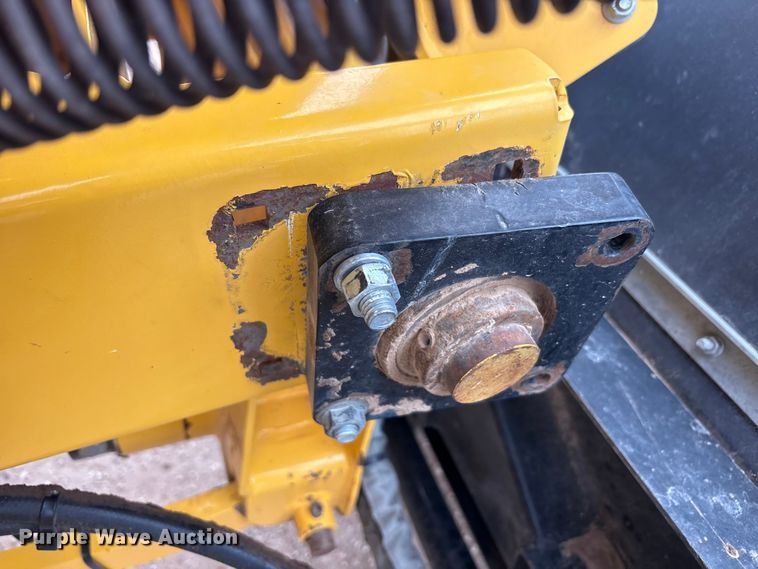 image for item FC2199 OXBO 2334 hay merger