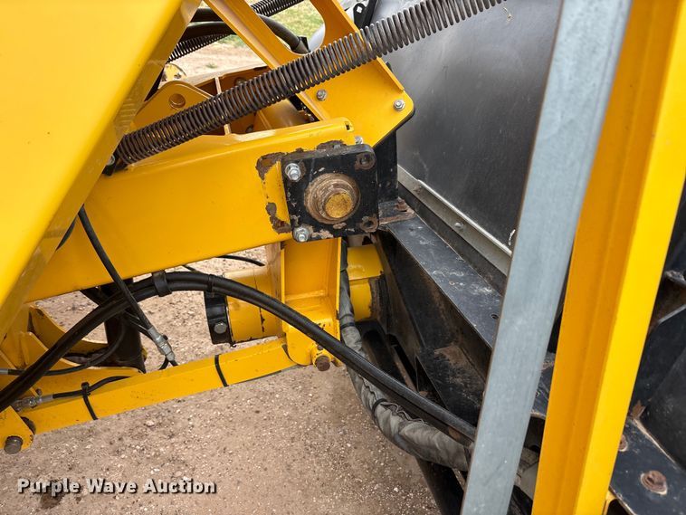 image for item FC2199 OXBO 2334 hay merger