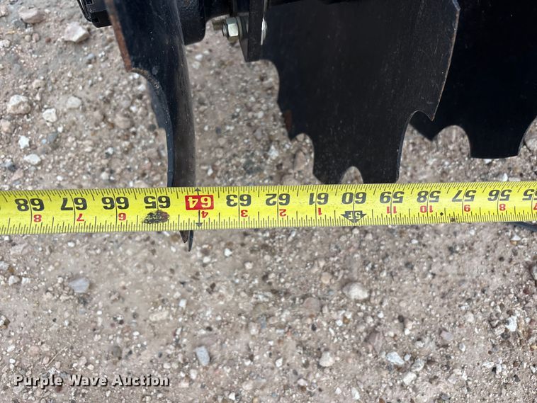 image for item FC2200 2023 Land Pride DH2572 disk