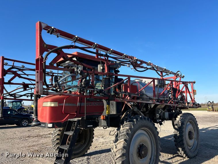 image for item FC5274 2003 Case IH Patriot SPX3200 sprayer