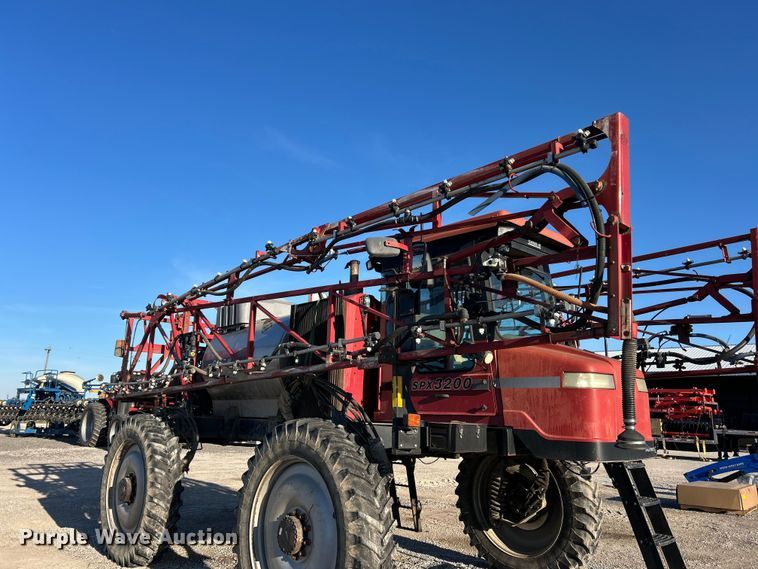 image for item FC5274 2003 Case IH Patriot SPX3200 sprayer