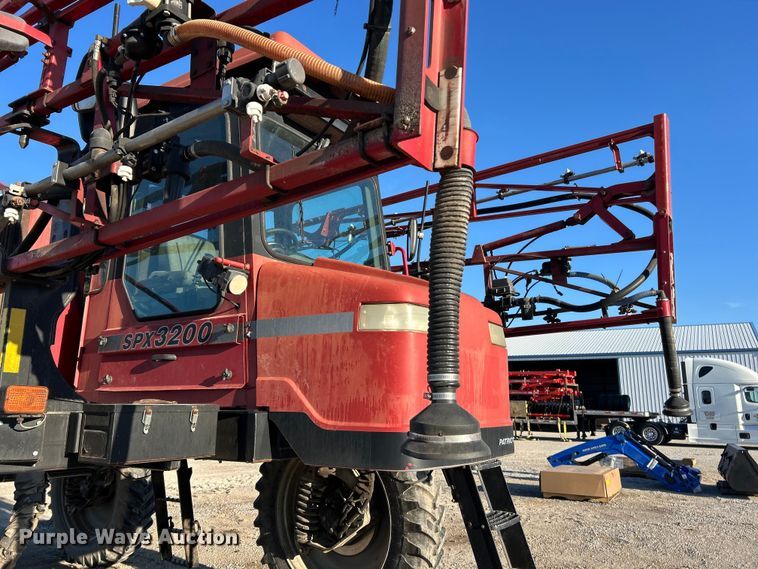 image for item FC5274 2003 Case IH Patriot SPX3200 sprayer