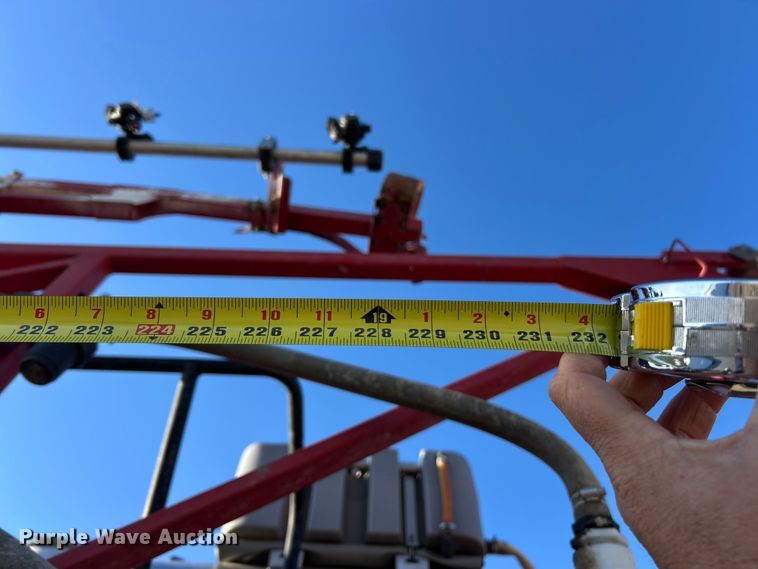 image for item FC5274 2003 Case IH Patriot SPX3200 sprayer