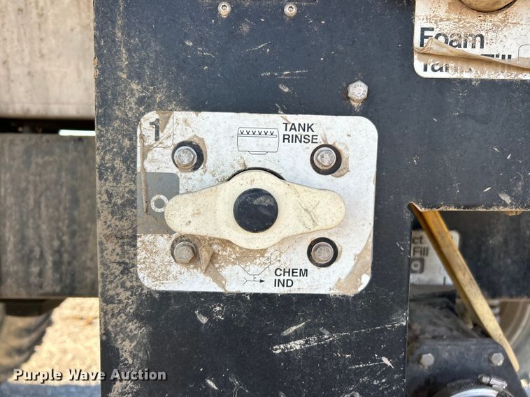 image for item FC5274 2003 Case IH Patriot SPX3200 sprayer