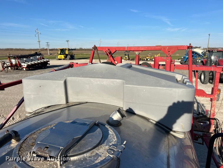 image for item FC5274 2003 Case IH Patriot SPX3200 sprayer