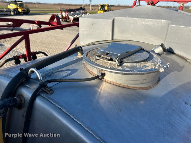 image for item FC5274 2003 Case IH Patriot SPX3200 sprayer