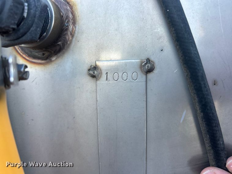 image for item FC5274 2003 Case IH Patriot SPX3200 sprayer