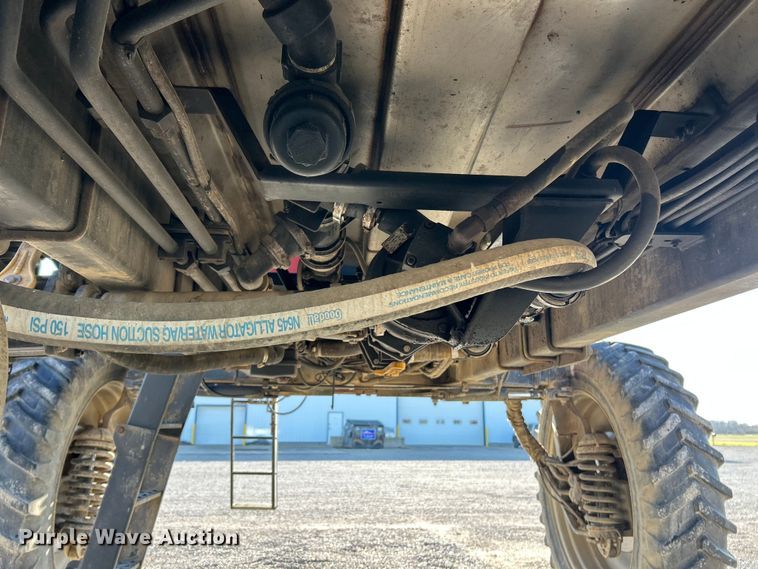 image for item FC5274 2003 Case IH Patriot SPX3200 sprayer