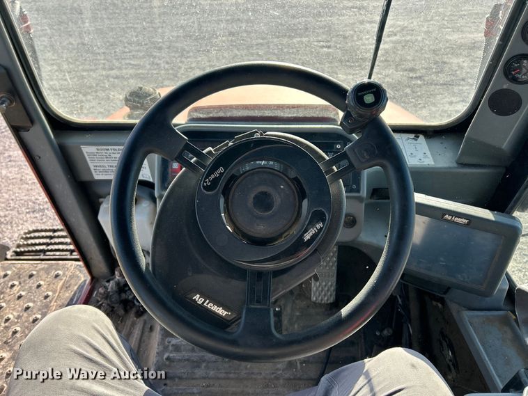 image for item FC5274 2003 Case IH Patriot SPX3200 sprayer