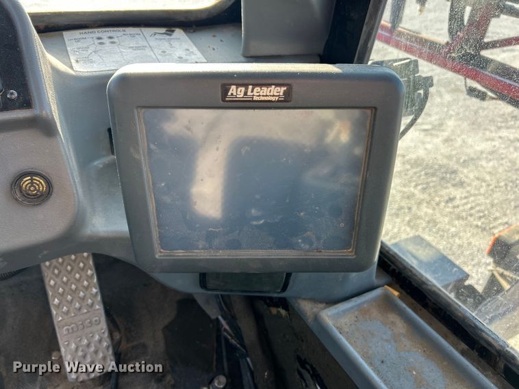 image for item FC5274 2003 Case IH Patriot SPX3200 sprayer