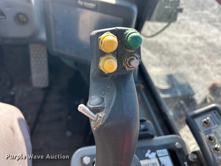 image for item FC5274 2003 Case IH Patriot SPX3200 sprayer