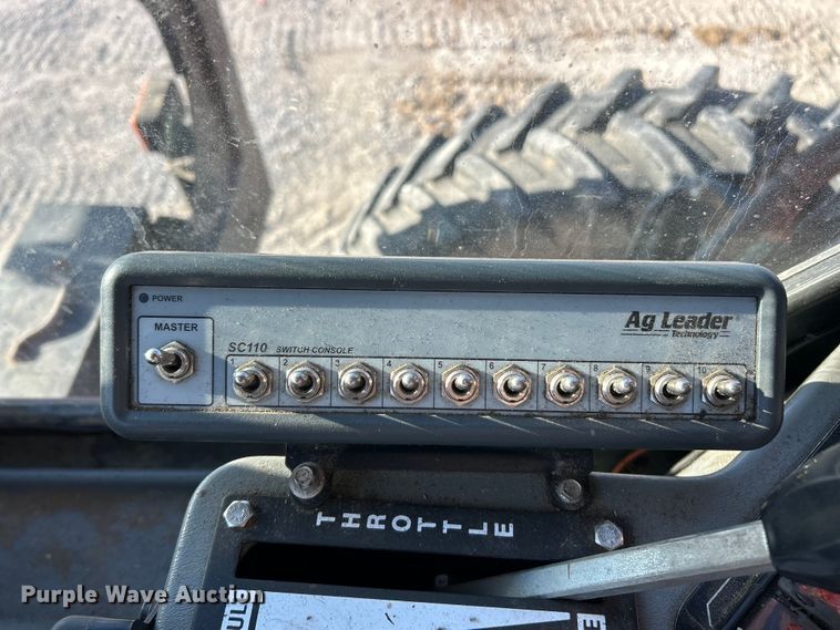 image for item FC5274 2003 Case IH Patriot SPX3200 sprayer