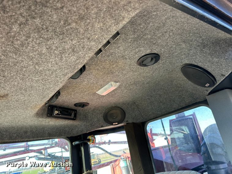 image for item FC5274 2003 Case IH Patriot SPX3200 sprayer