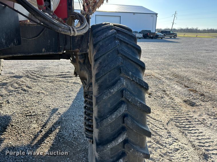 image for item FC5274 2003 Case IH Patriot SPX3200 sprayer