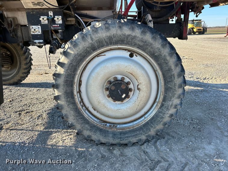 image for item FC5274 2003 Case IH Patriot SPX3200 sprayer