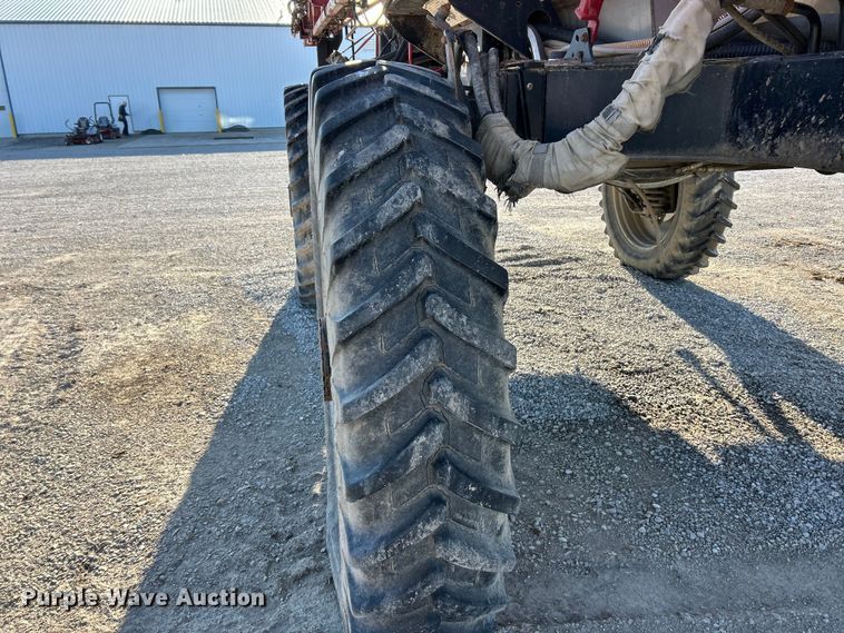 image for item FC5274 2003 Case IH Patriot SPX3200 sprayer