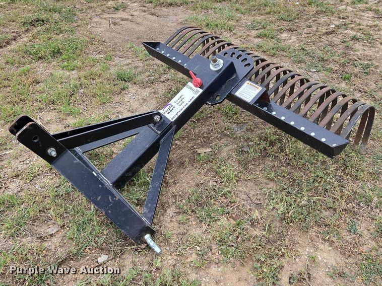 image for item FH6558 Mahindra rake