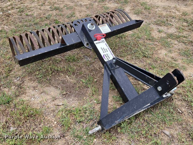 image for item FH6558 Mahindra rake