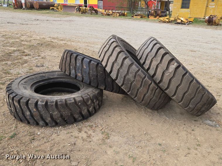 image for item FH6562 (4) Titan Supper Rigger 13.00-24 TG tires