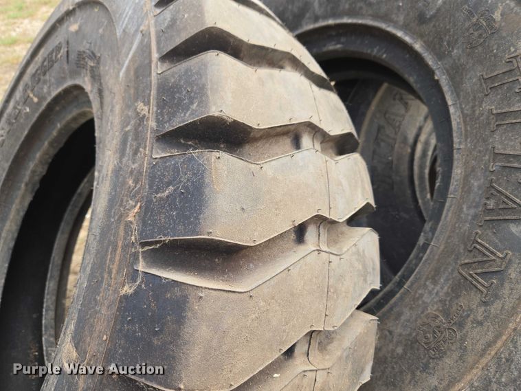 image for item FH6562 (4) Titan Supper Rigger 13.00-24 TG tires