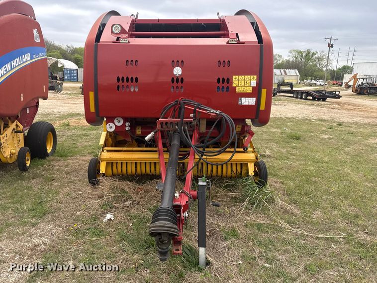 image for item FH6569 2020 New Holland Roll-Belt 450 round baler