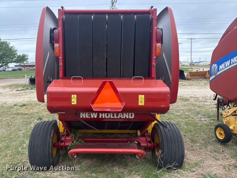 image for item FH6569 2020 New Holland Roll-Belt 450 round baler