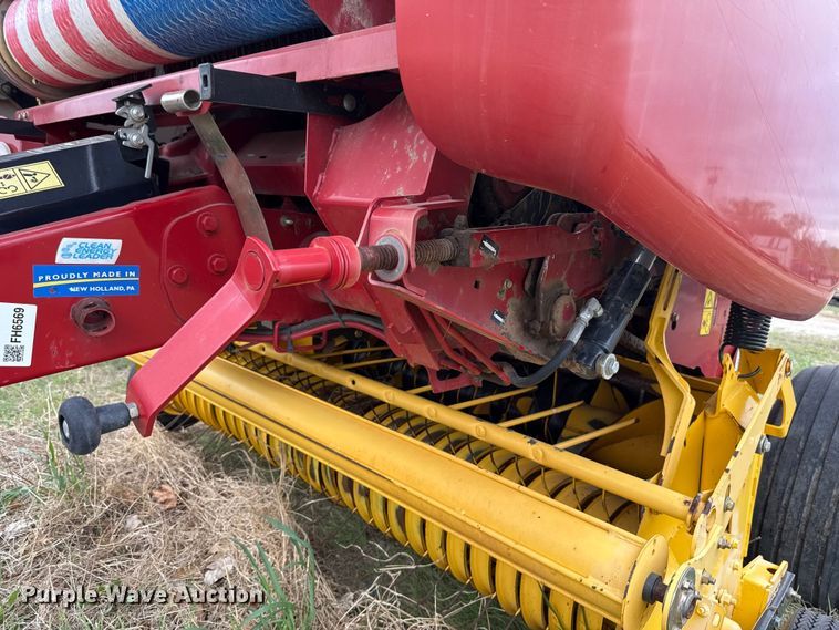 image for item FH6569 2020 New Holland Roll-Belt 450 round baler