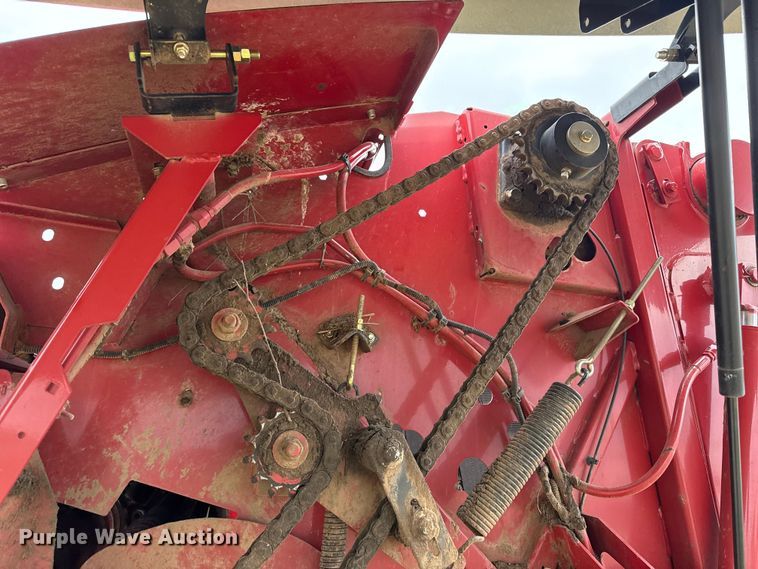 image for item FH6569 2020 New Holland Roll-Belt 450 round baler