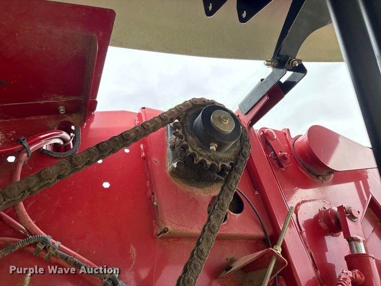 image for item FH6569 2020 New Holland Roll-Belt 450 round baler