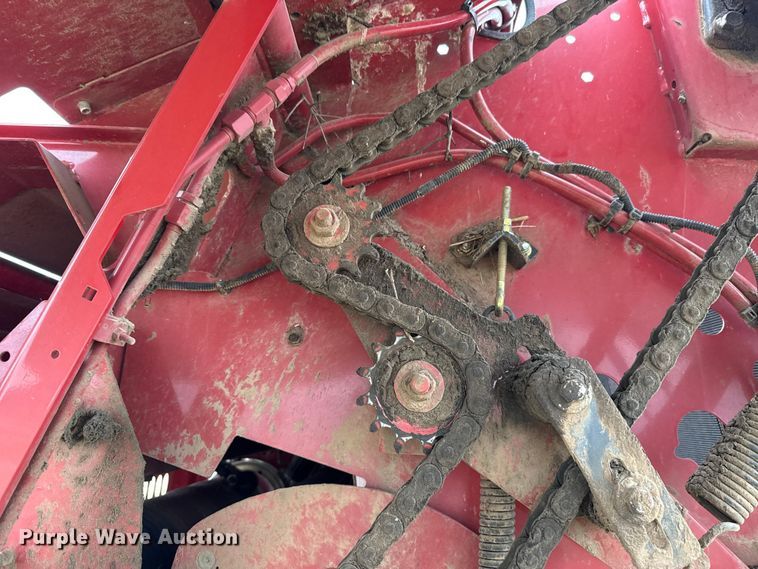 image for item FH6569 2020 New Holland Roll-Belt 450 round baler