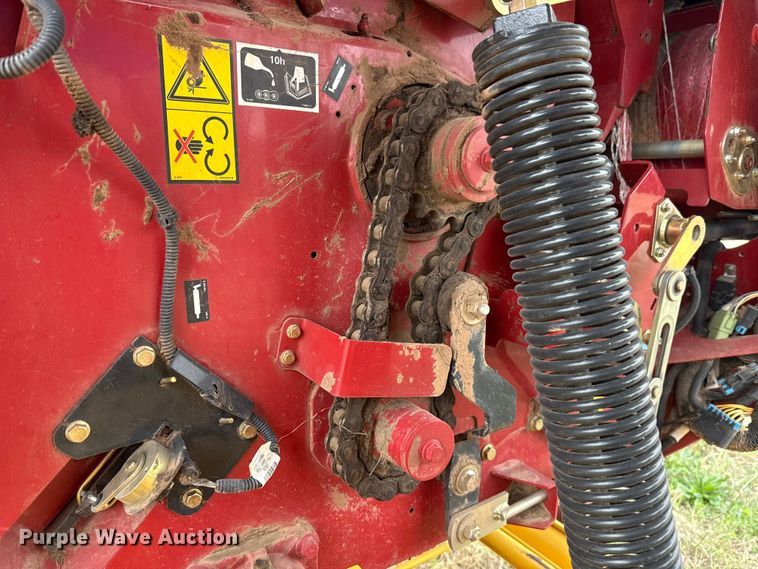 image for item FH6569 2020 New Holland Roll-Belt 450 round baler