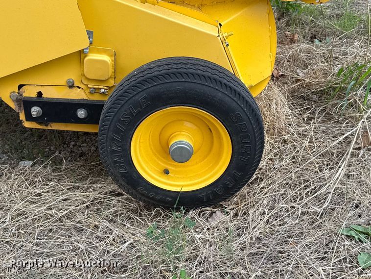 image for item FH6569 2020 New Holland Roll-Belt 450 round baler