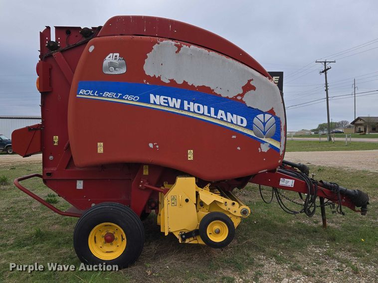 image for item FH6570 2015 New Holland Roll Belt 460 round baler