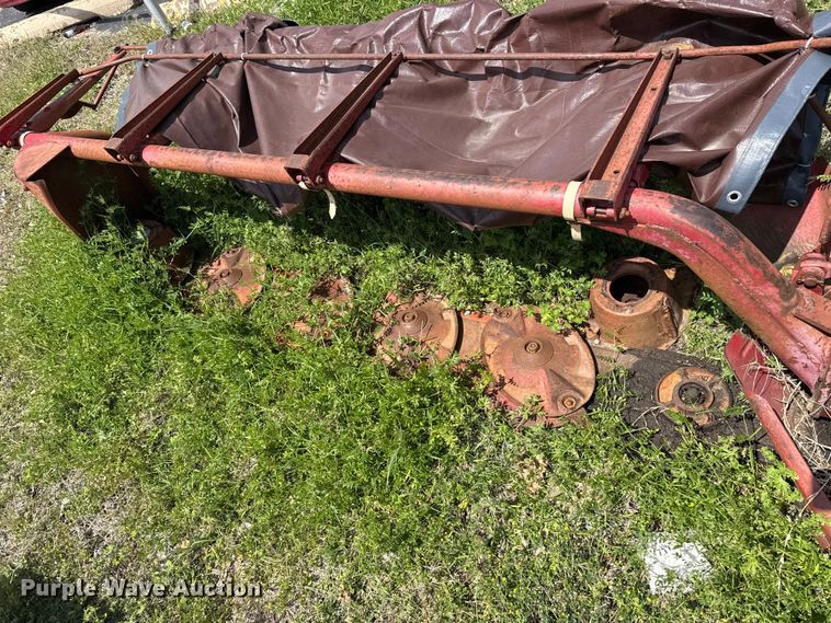 image for item FH6571 New Holland 617 disc mower