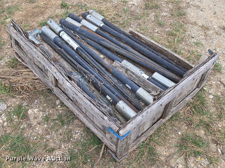 image for item FH6587 Approximately 12 Spring Creek Products bale spears