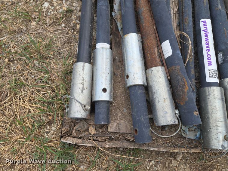 image for item FH6587 Approximately 12 Spring Creek Products bale spears